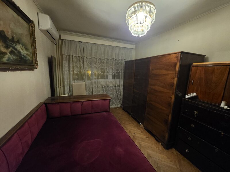 Titan, pe Liviu Rebreanu,  5 minute metrou si parc IOR, bloc 4 etaje