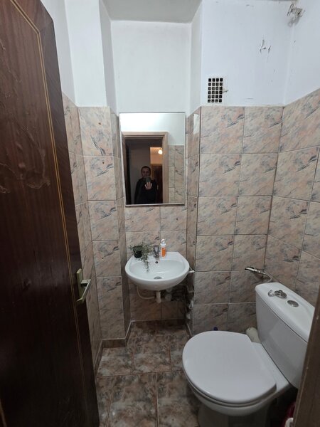 Titan, pe Liviu Rebreanu,  5 minute metrou si parc IOR, bloc 4 etaje