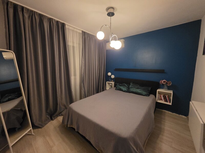 Titan, pe Liviu Rebreanu,  5 minute metrou si parc IOR, bloc 4 etaje