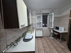 Titan, pe Liviu Rebreanu,  5 minute metrou si parc IOR, bloc 4 etaje